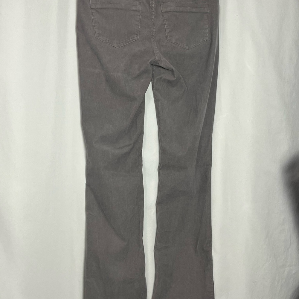 Mountain Khakis Jackson Hole, Wyoming slim fit size 4 courderoys 32” inseam - Picture 2 of 9